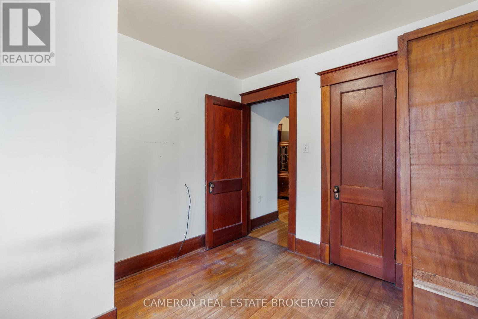 23-23a William Street Property Photo 12