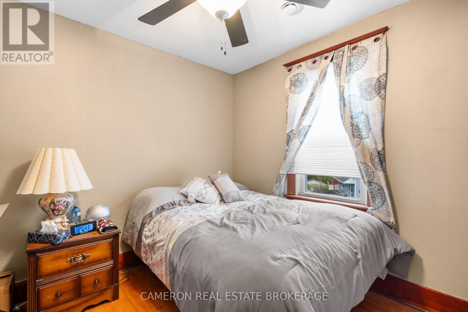 23-23a William Street Property Photo 21