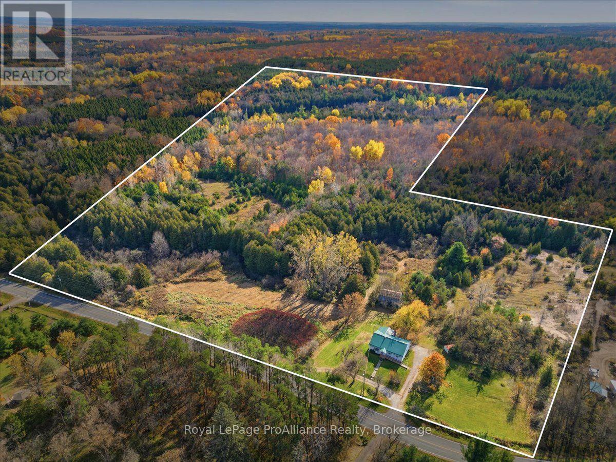 2096 Hollowview Road Property Photo 1