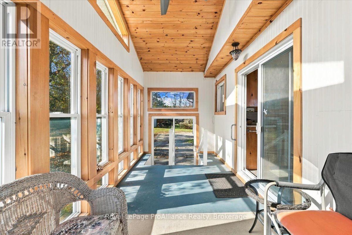 2096 Hollowview Road Property Photo 25