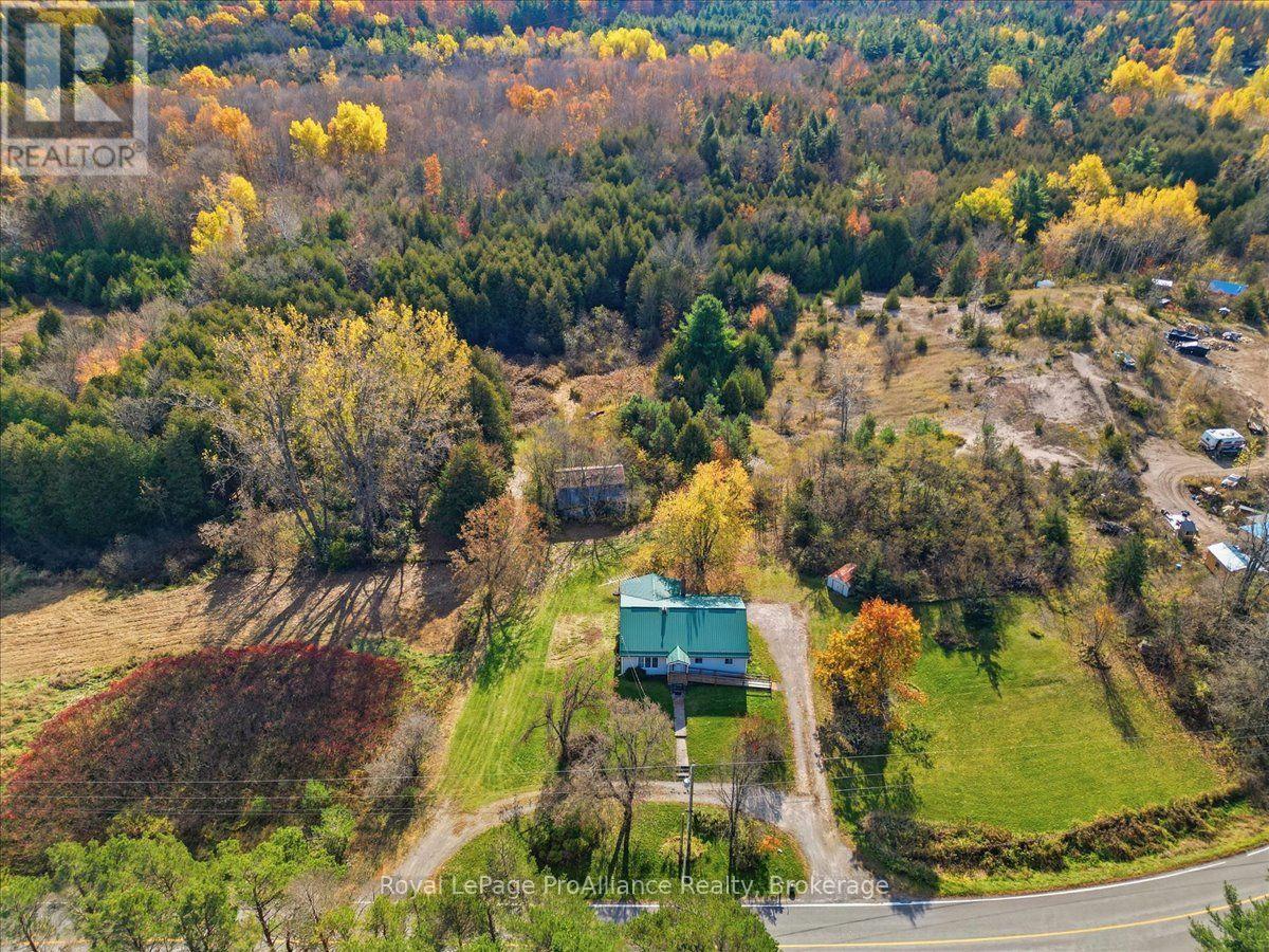 2096 Hollowview Road Property Photo 29