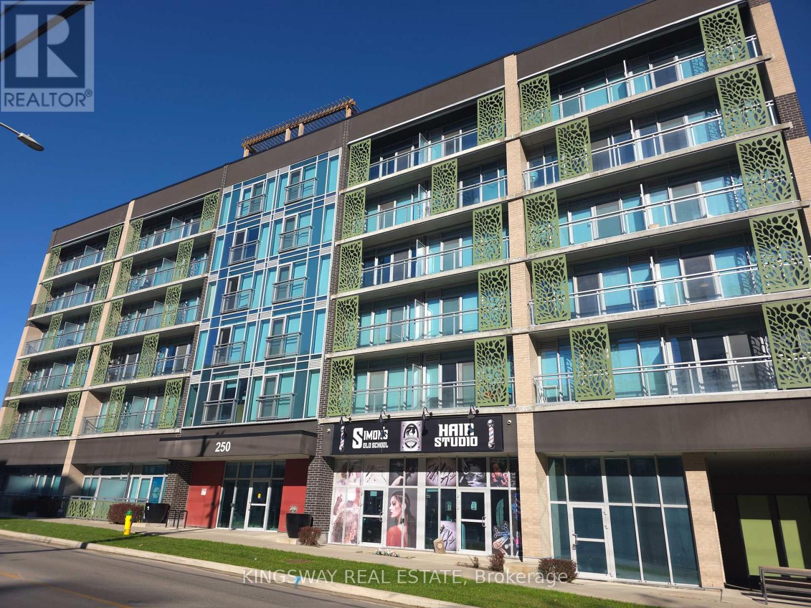 311 - 250 Albert Street Property Photo 2