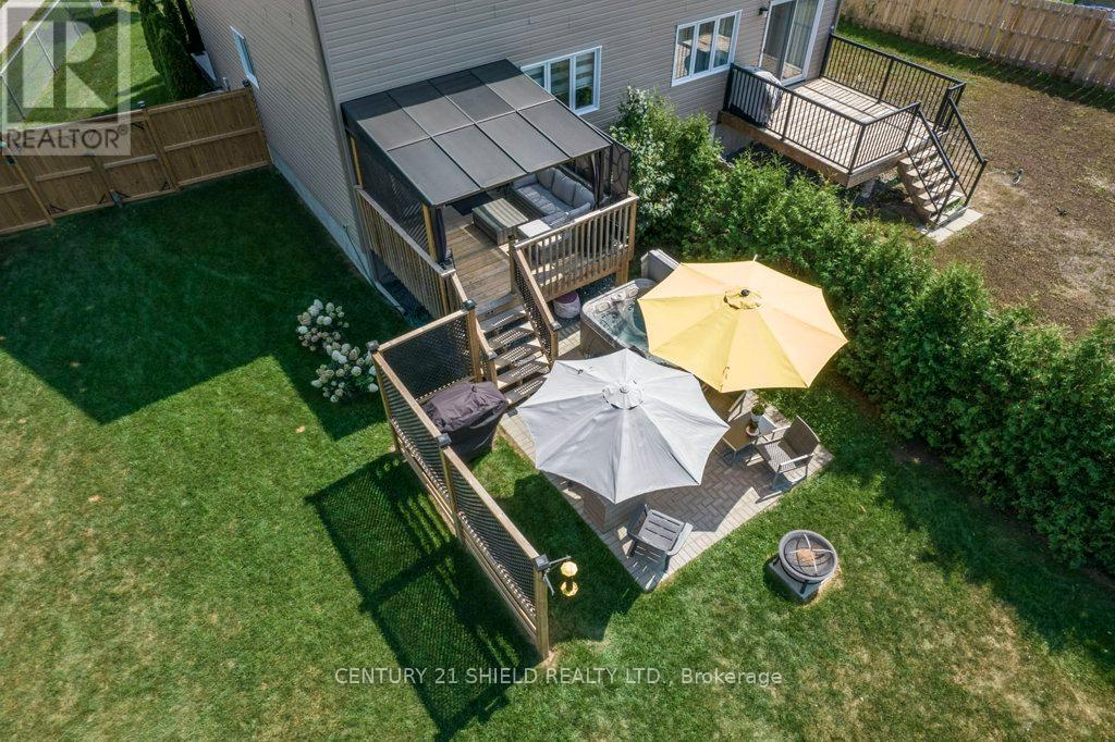 1140 Clement Court Property Photo 8