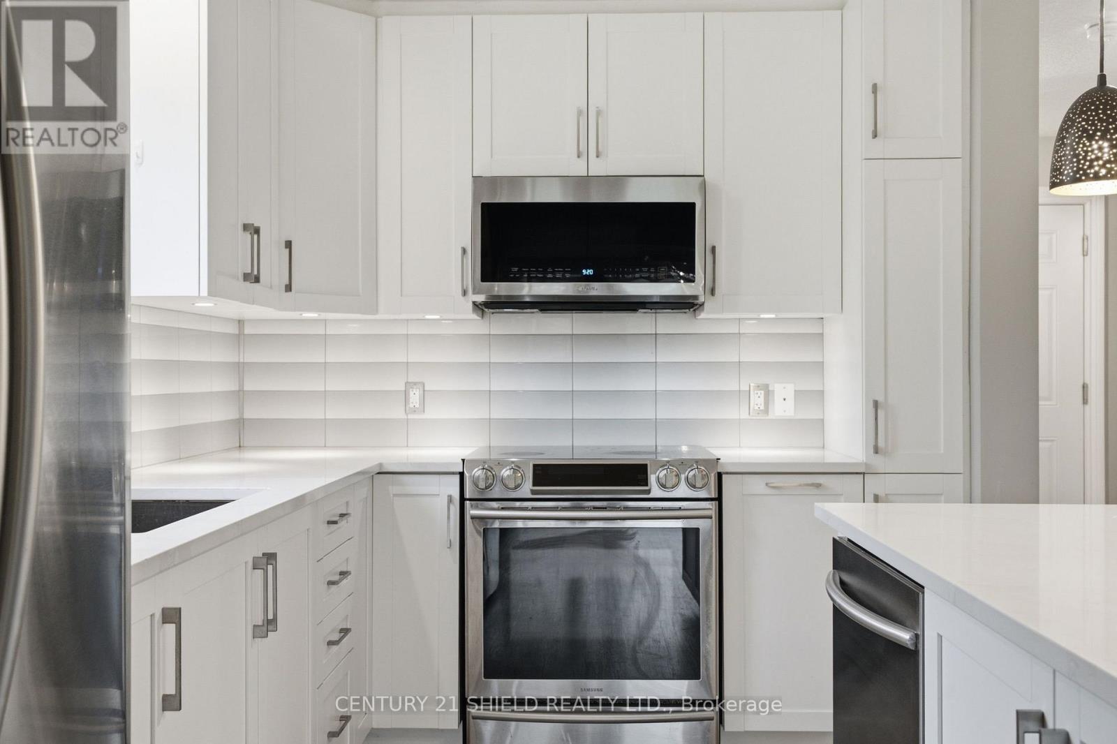 1140 Clement Court Property Photo 17