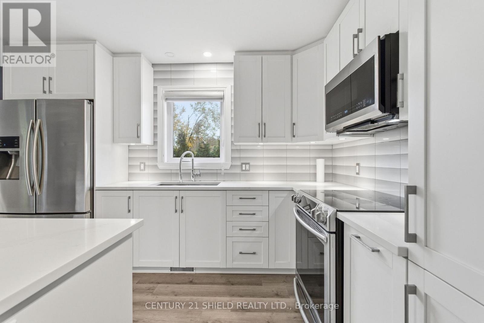 1140 Clement Court Property Photo 18