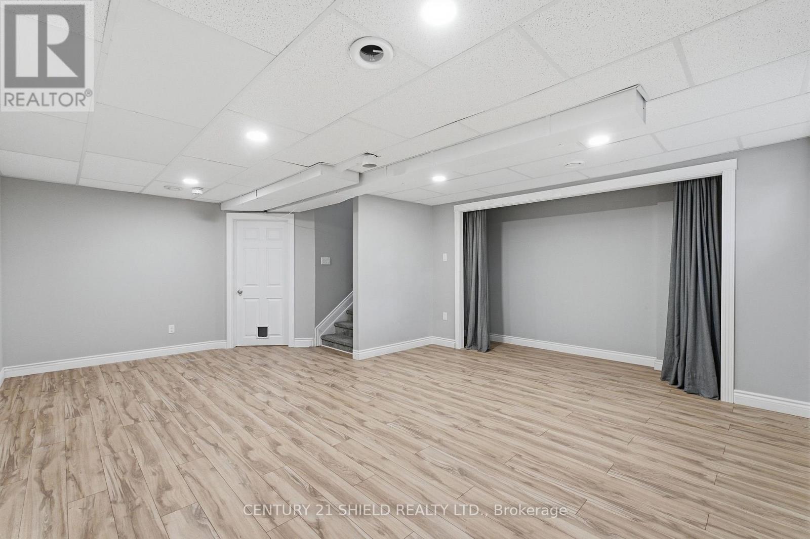 1140 Clement Court Property Photo 38