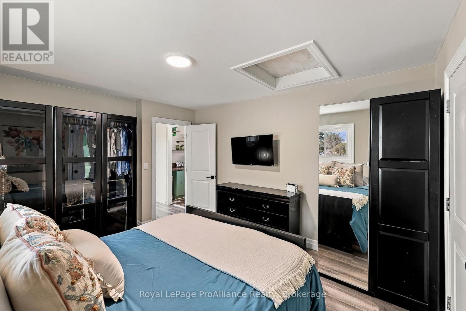 41 Centre Street Property Photo 29