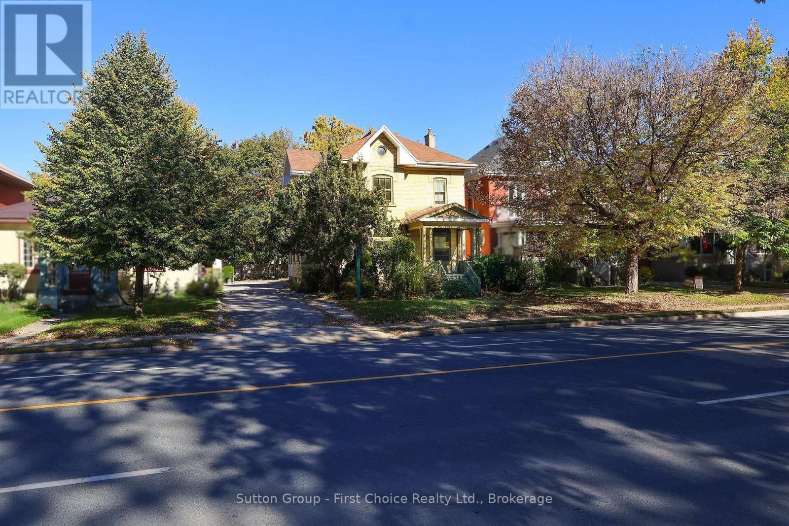 258 ONTARIO STREET Property Photo 1