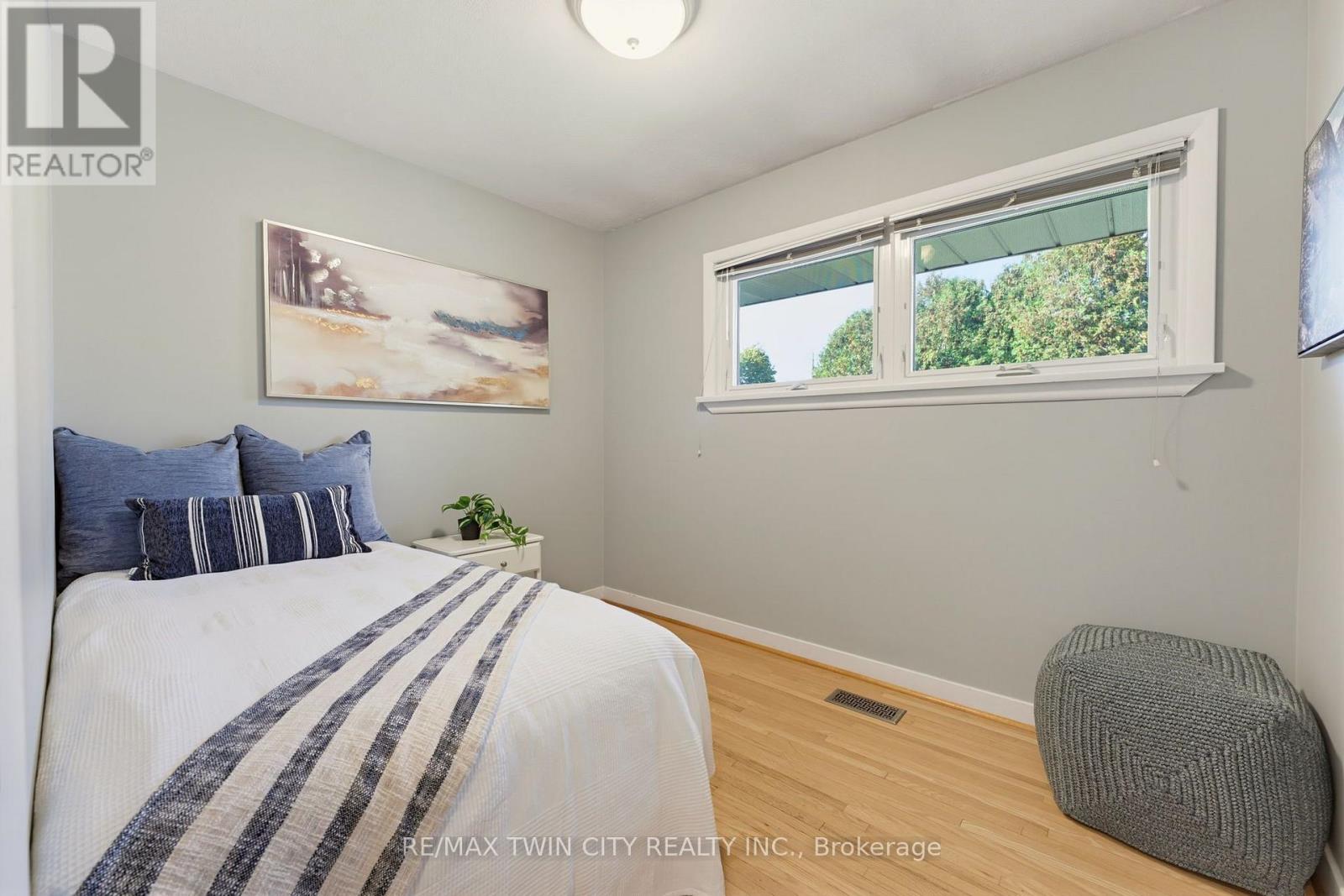 38 Varadi Avenue Property Photo 14