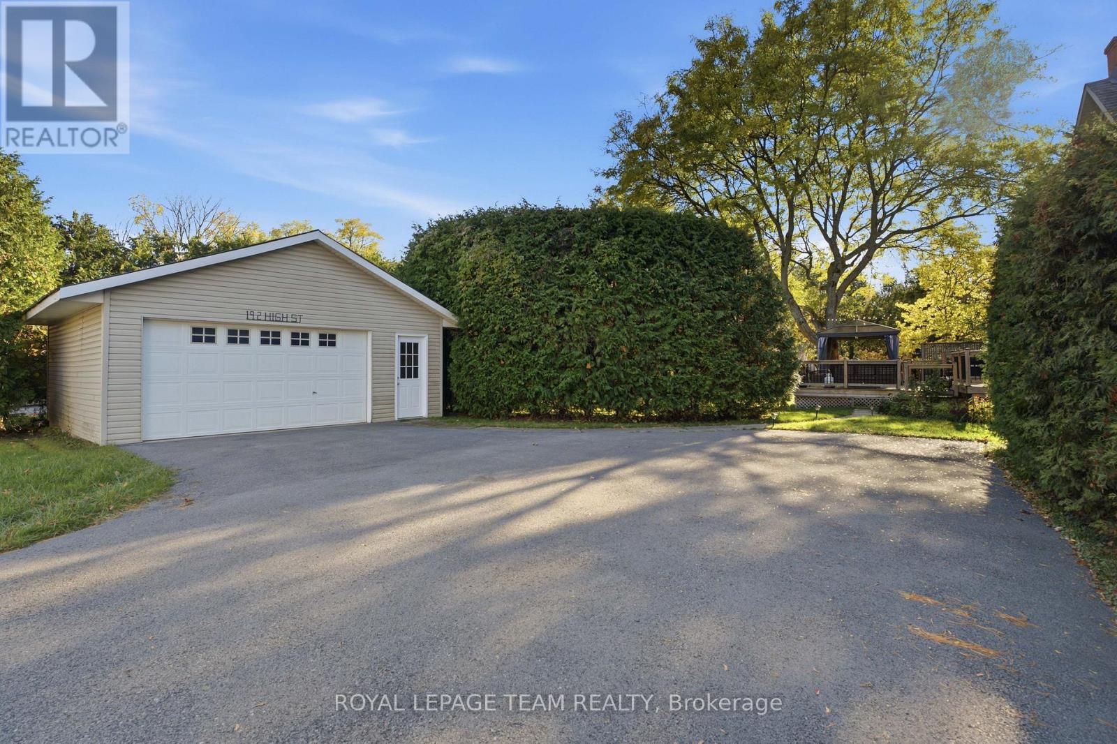 192 High Street Property Photo 5