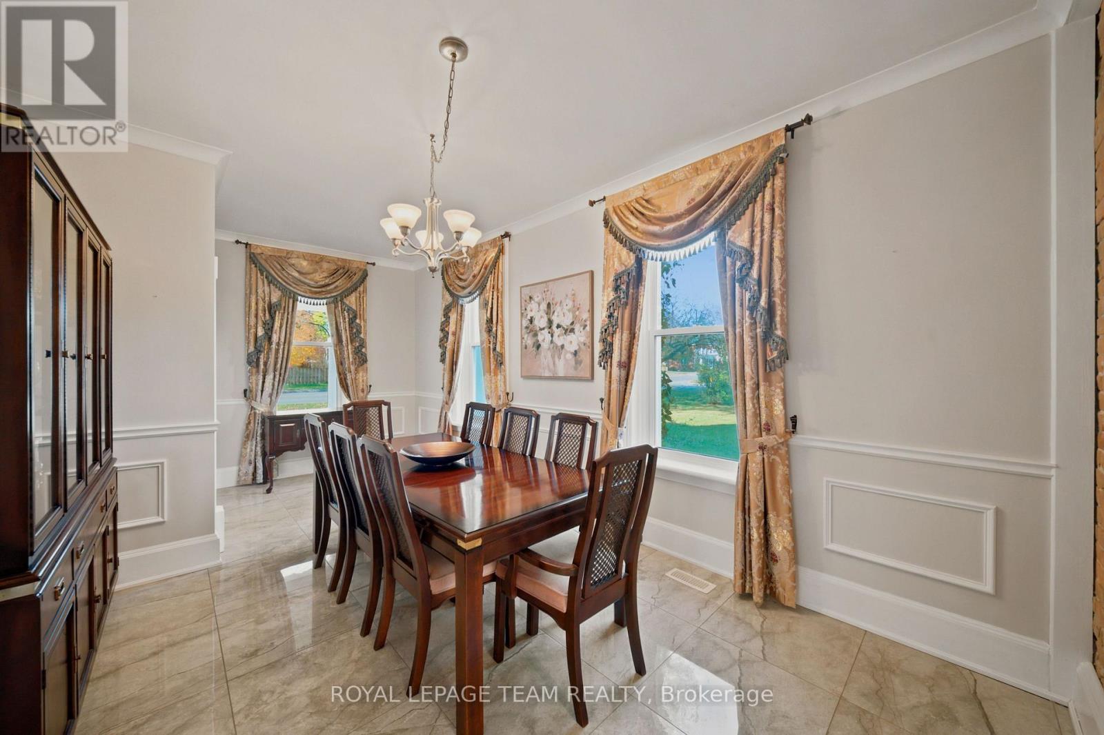 192 High Street Property Photo 10