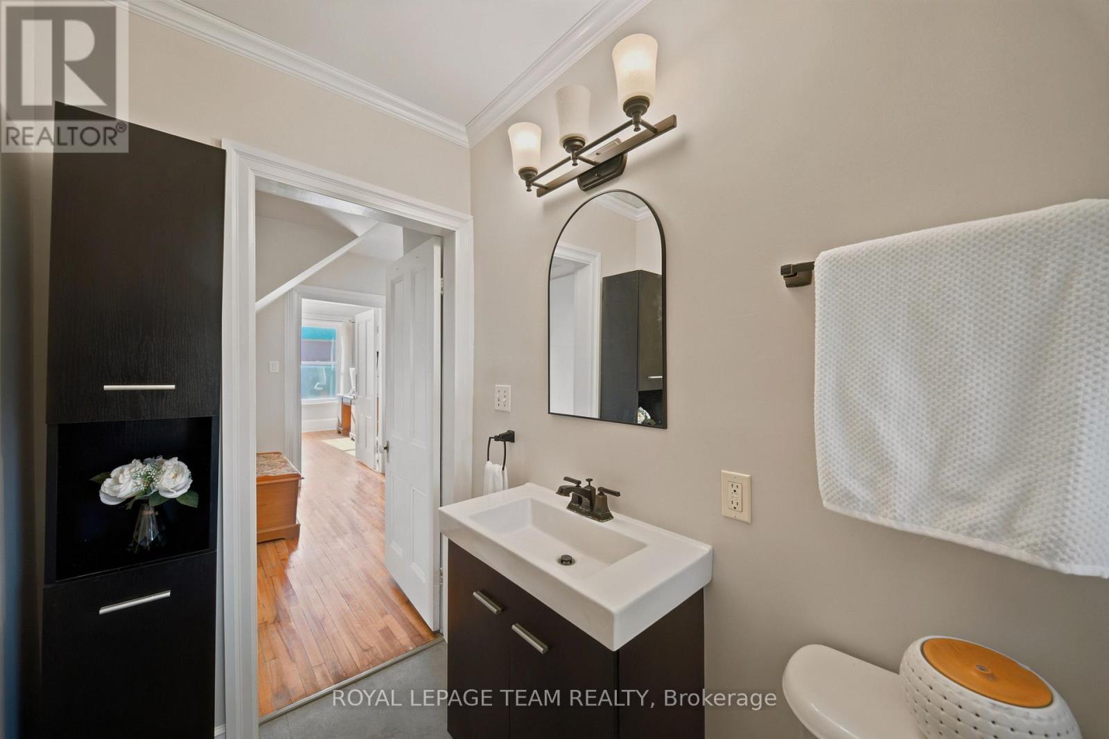 192 High Street Property Photo 29