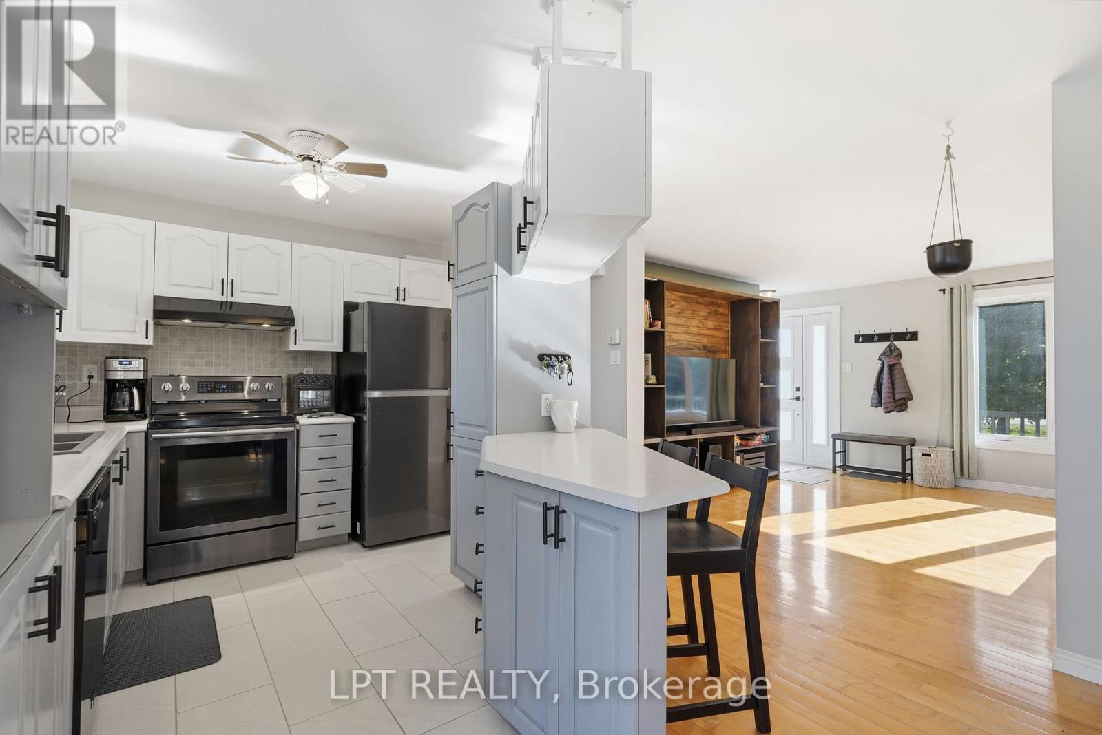 481 Greenlane Road Property Photo 9