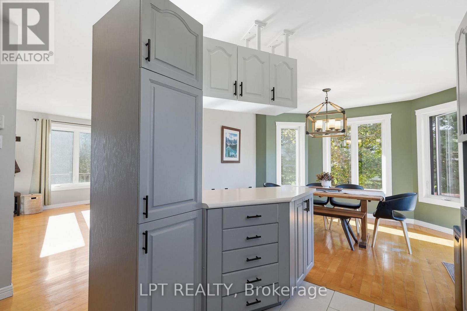 481 Greenlane Road Property Photo 10