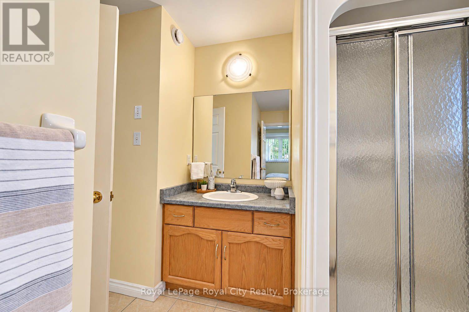 91 Harper Crescent Property Photo 24