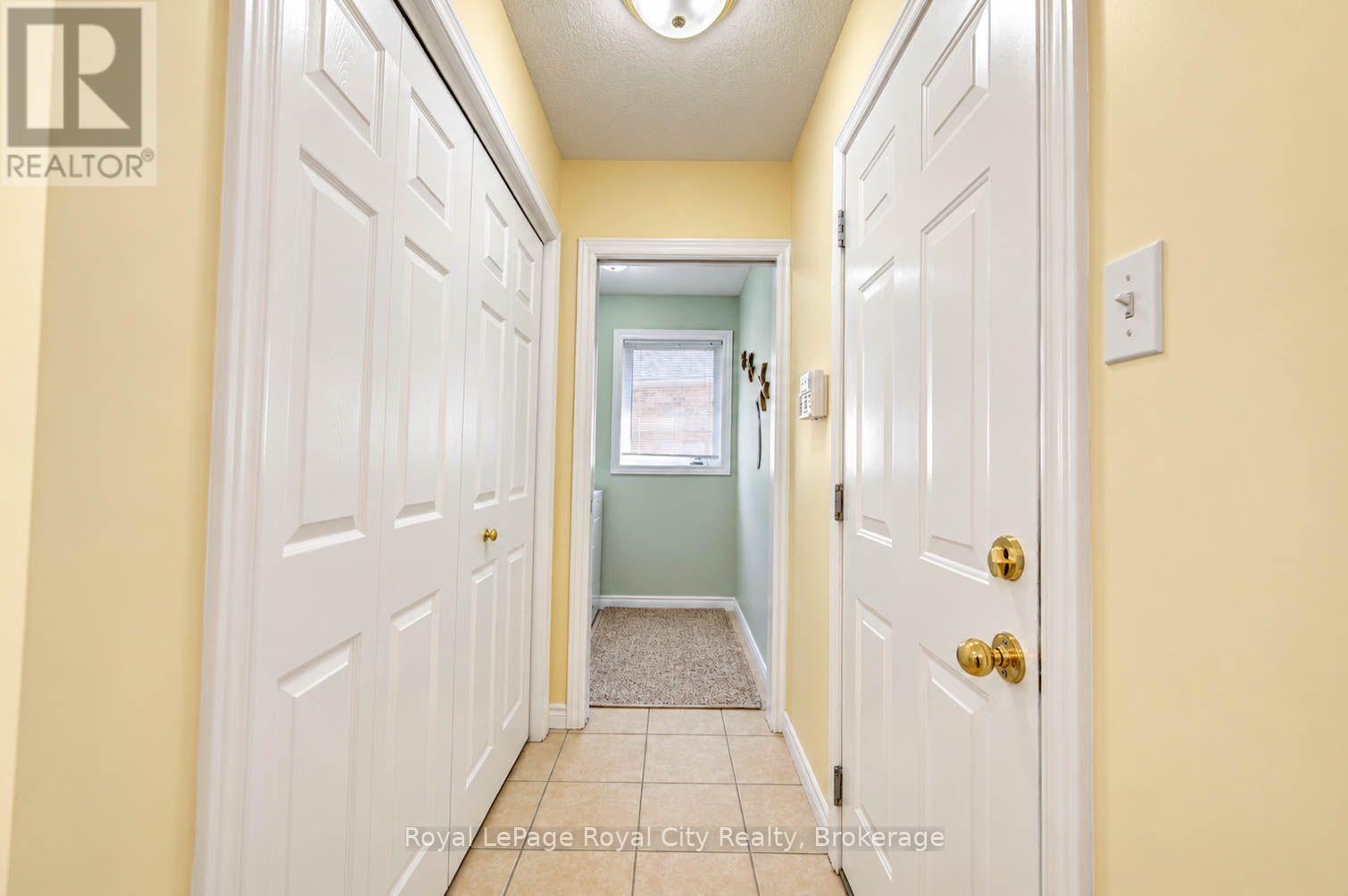 91 Harper Crescent Property Photo 25