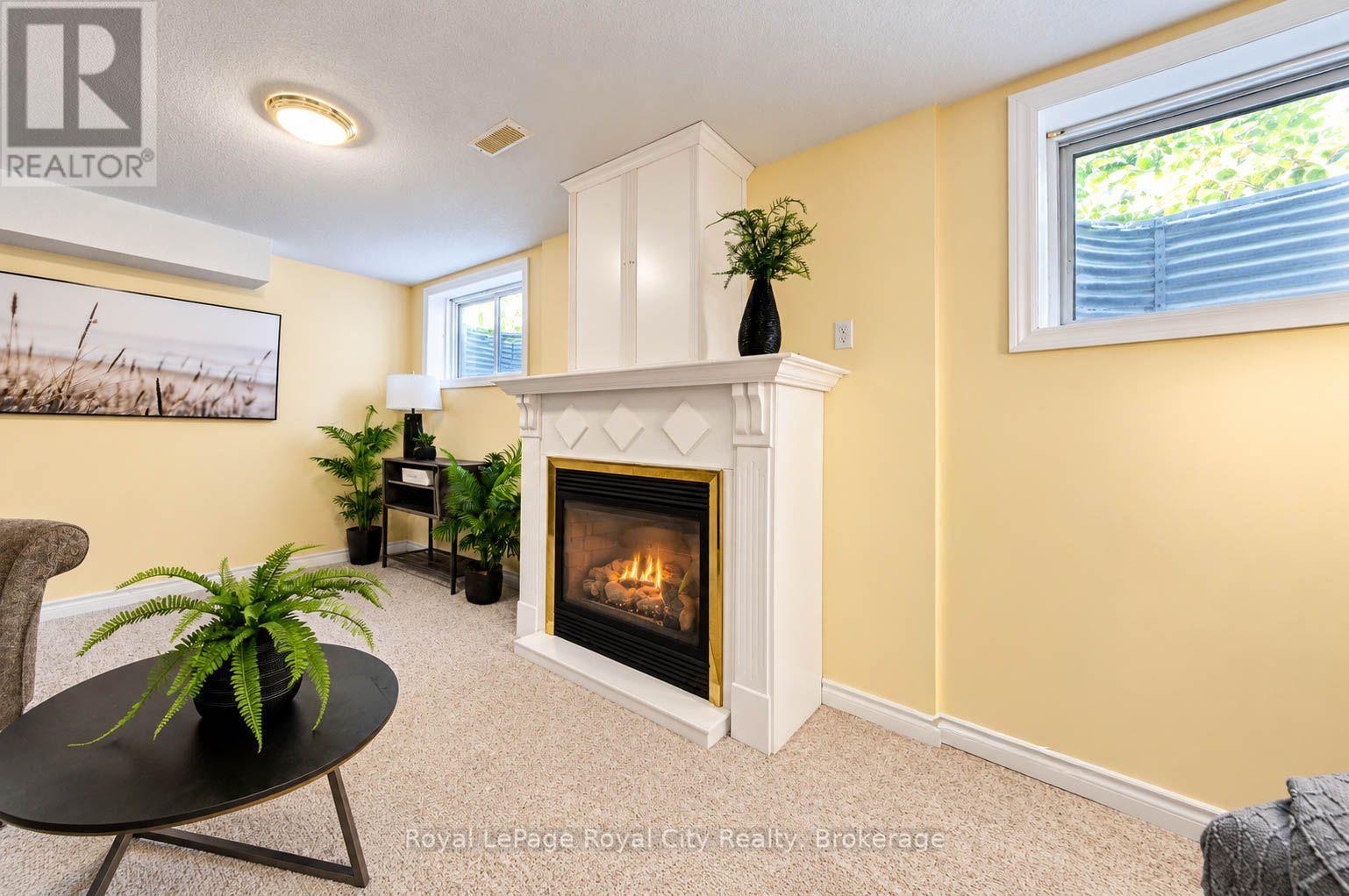 91 Harper Crescent Property Photo 36
