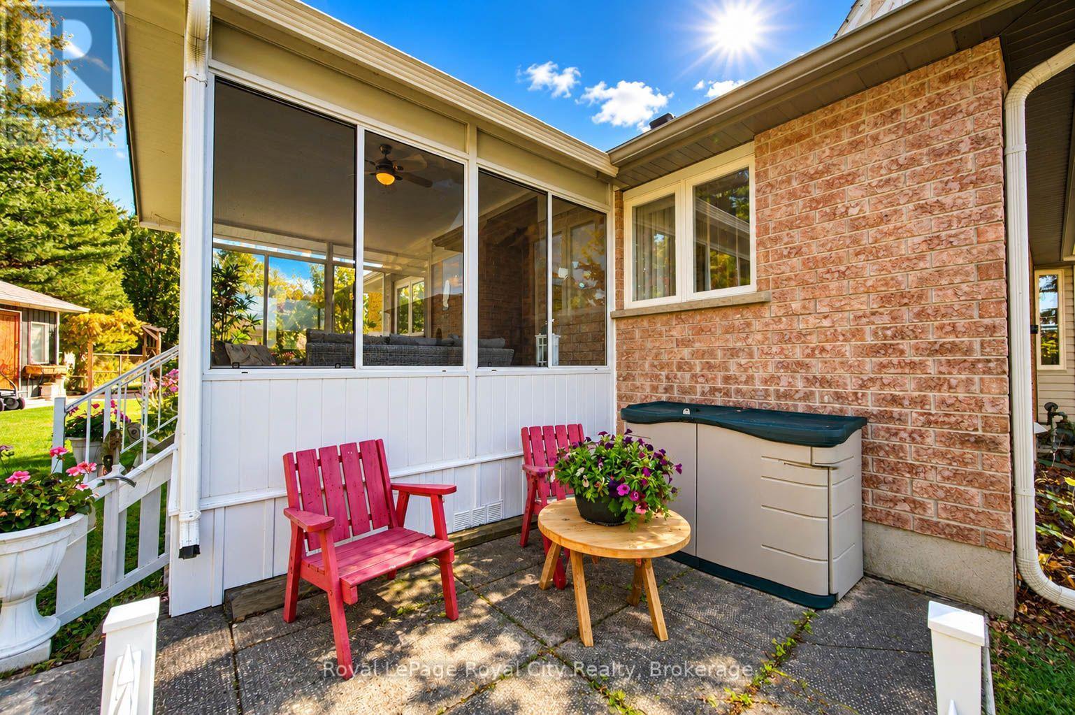 91 Harper Crescent Property Photo 45