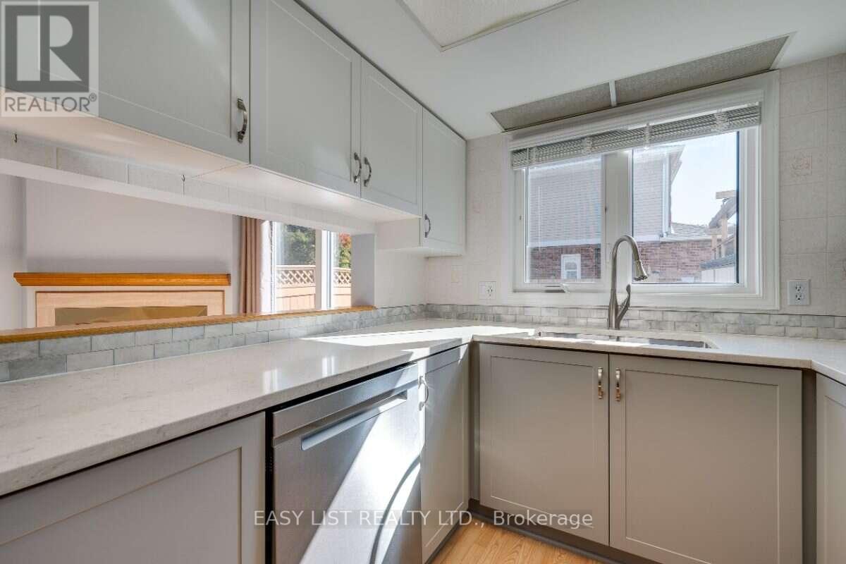 77 Mcgibbon Drive Property Photo 16