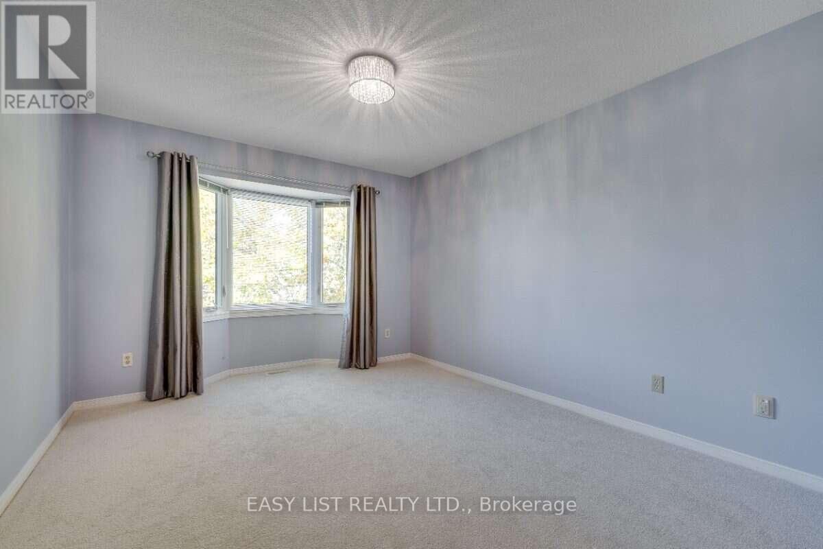 77 Mcgibbon Drive Property Photo 31