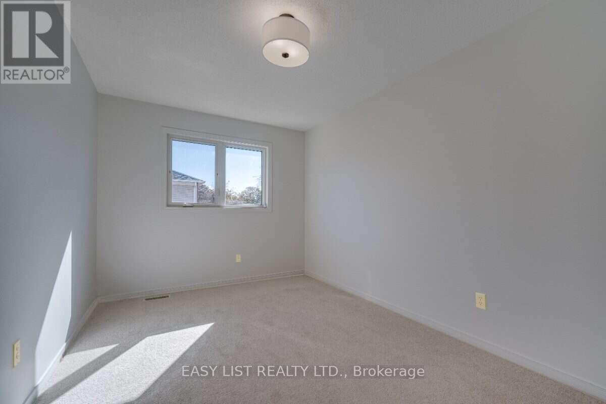 77 Mcgibbon Drive Property Photo 33
