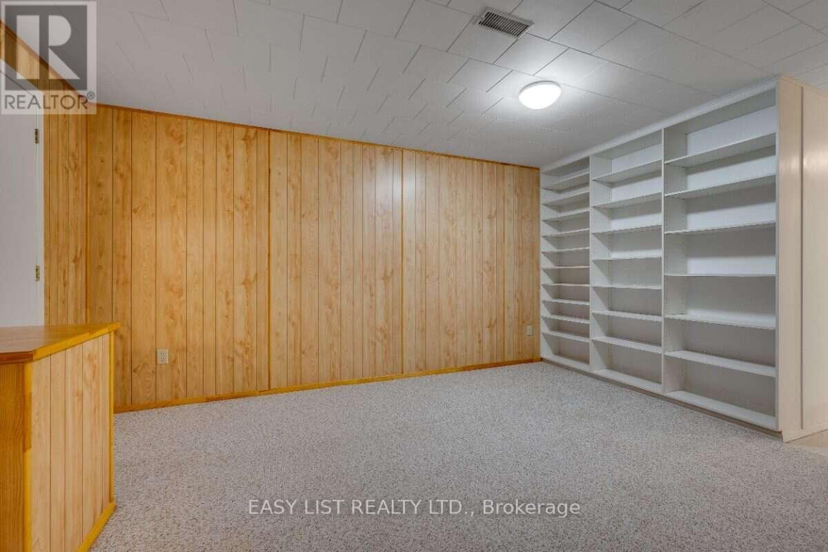 77 Mcgibbon Drive Property Photo 37