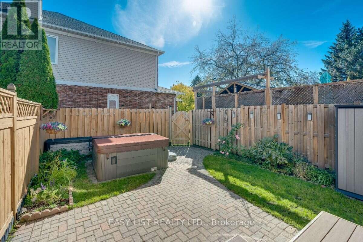 77 Mcgibbon Drive Property Photo 39