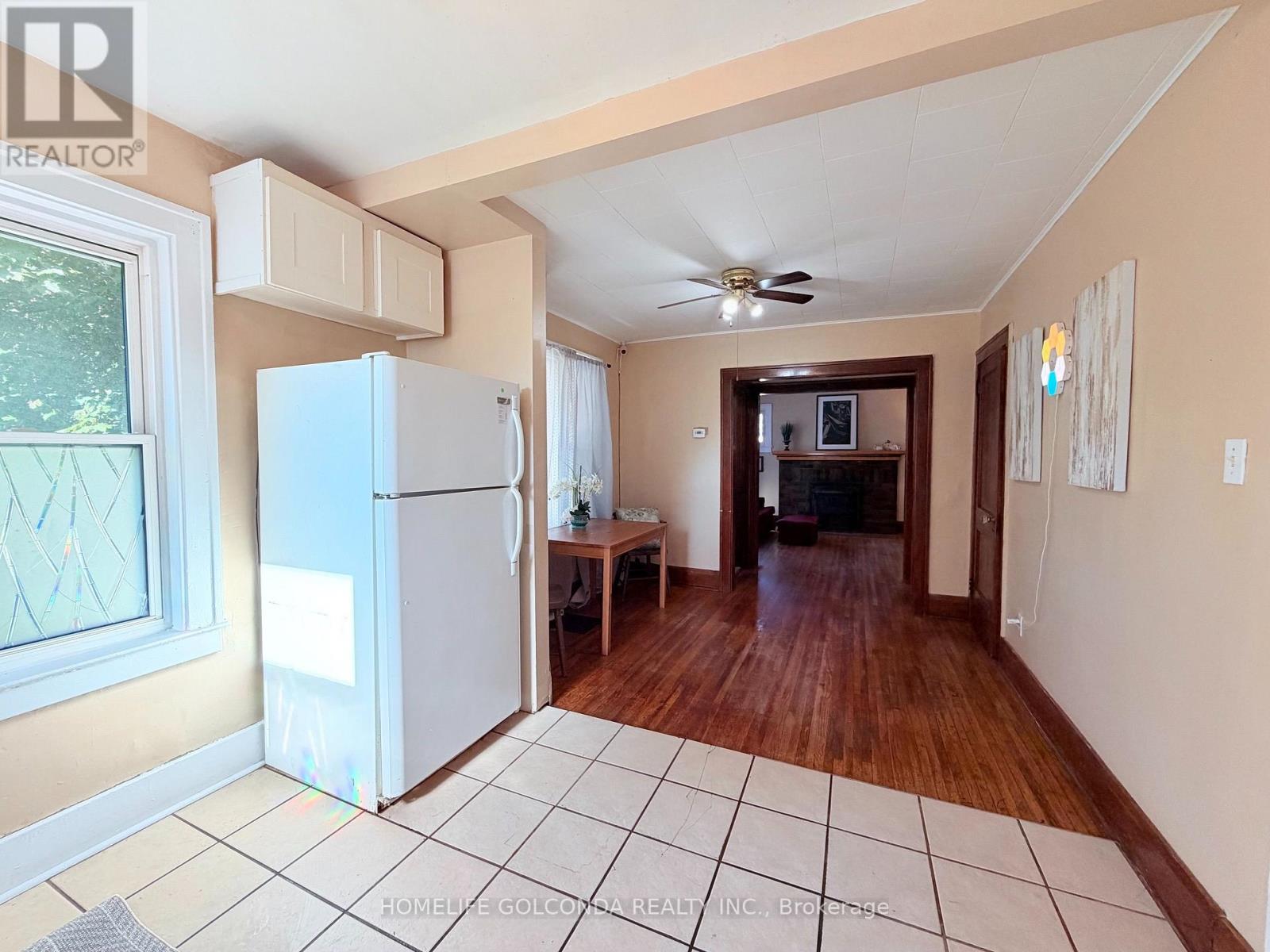 3203 Linwood Place Property Photo 8