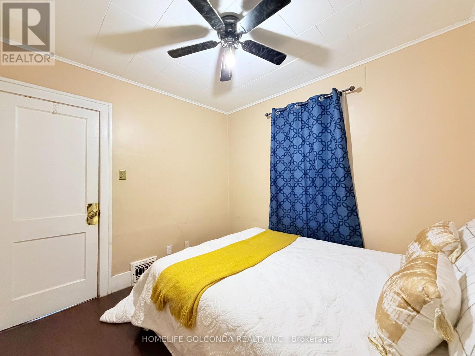 3203 Linwood Place Property Photo 10