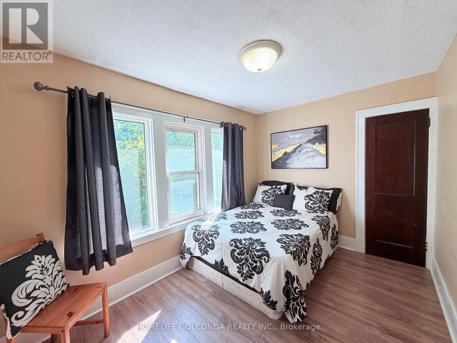 3203 Linwood Place Property Photo 18