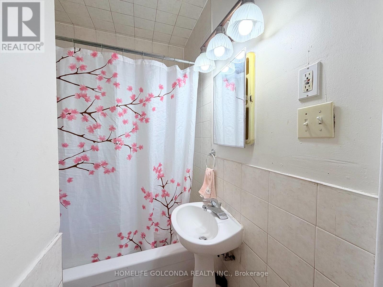 3203 Linwood Place Property Photo 26