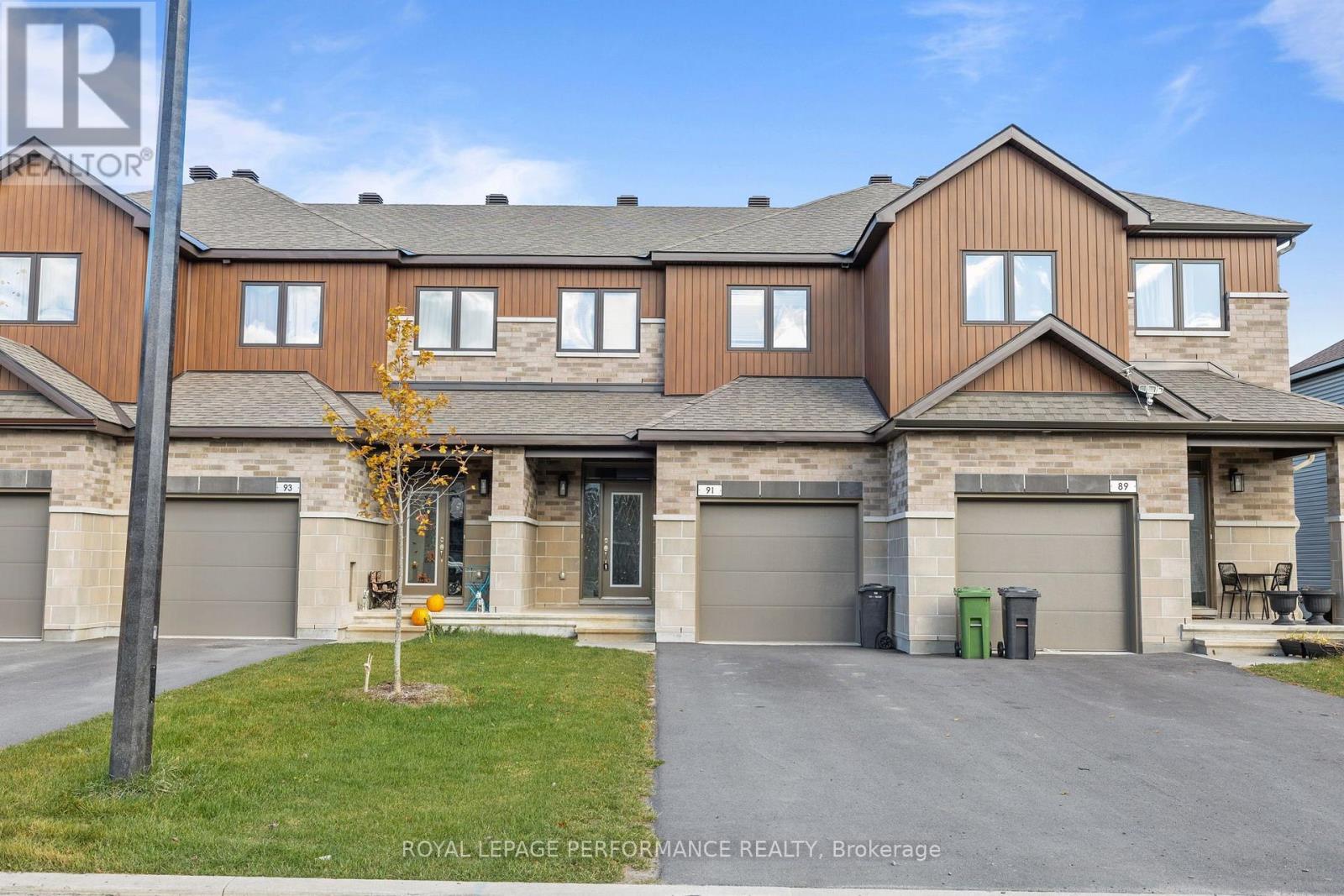 91 Richelieu Street Property Photo 1