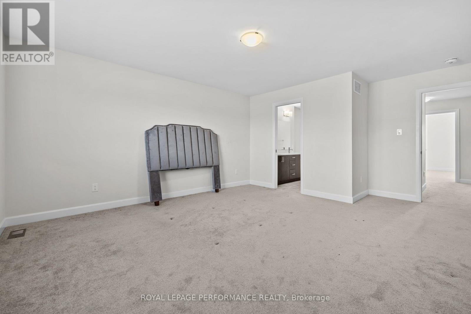 91 Richelieu Street Property Photo 11