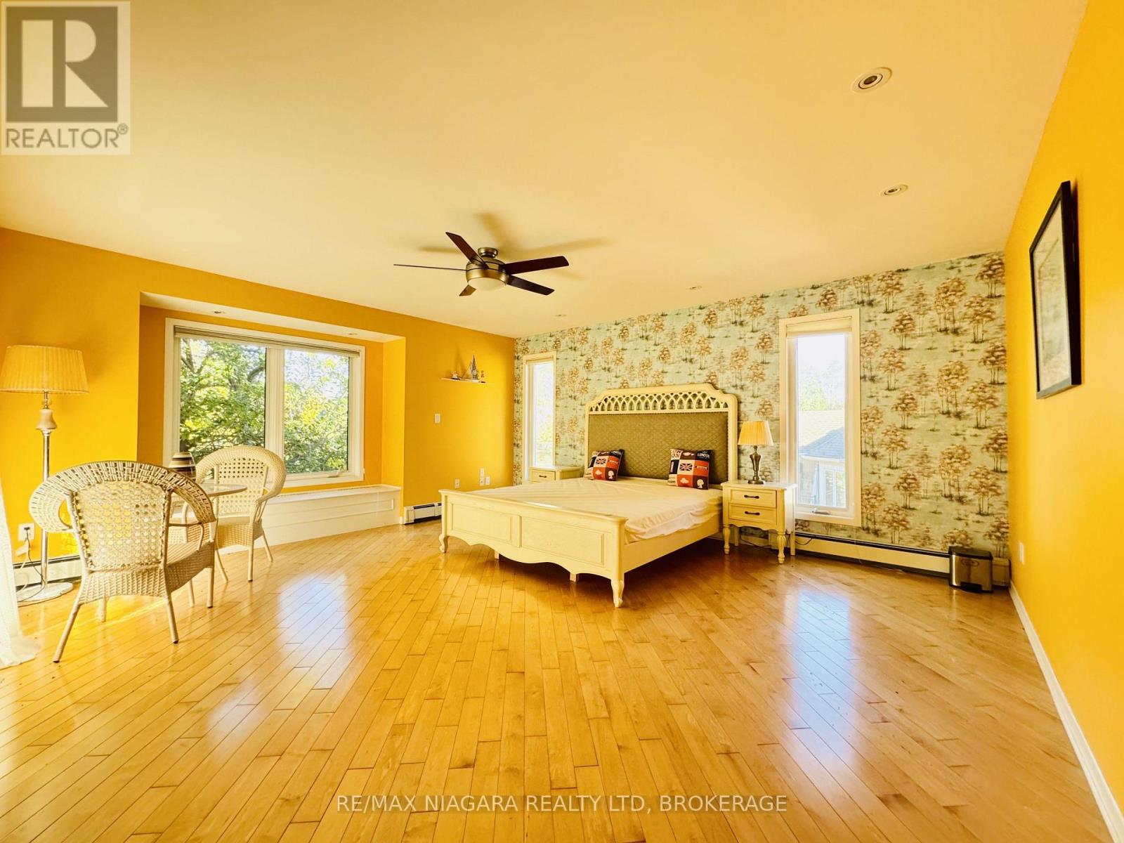 415 Niagara Boulevard Property Photo 19