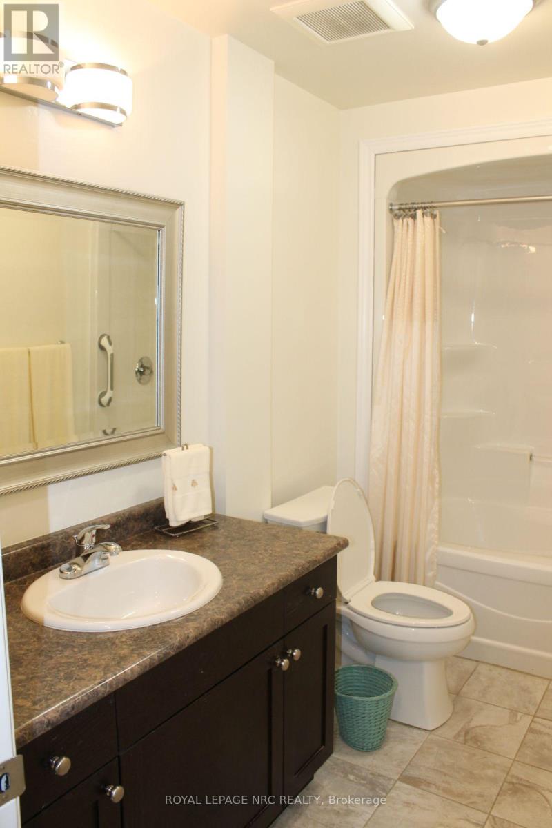 301 - 16 Sullivan Avenue Property Photo 14