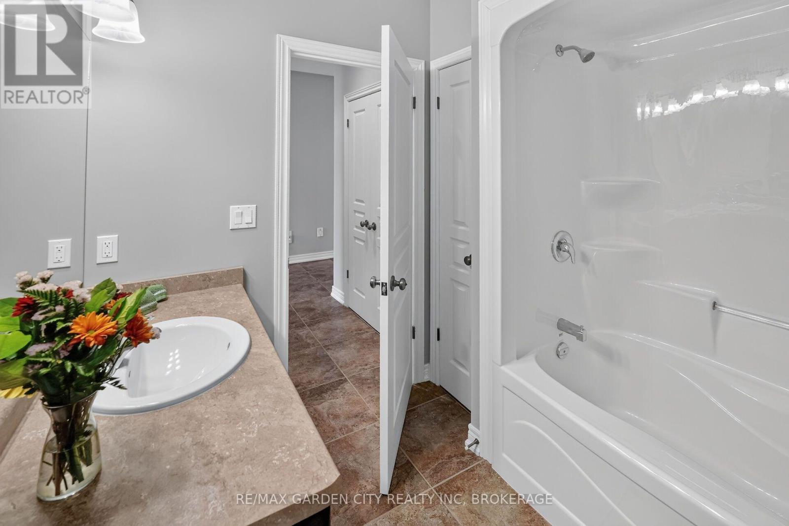 179 Falcon Drive Property Photo 23