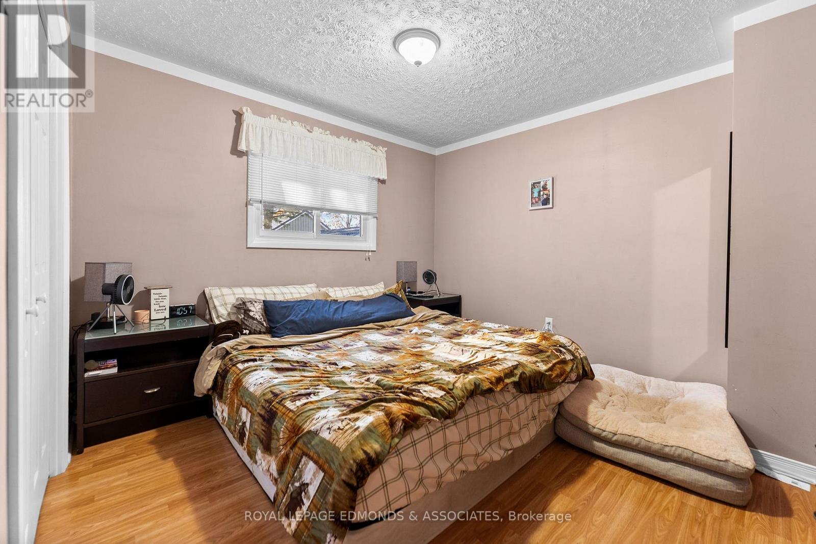 10 Sunset Crescent Property Photo 24