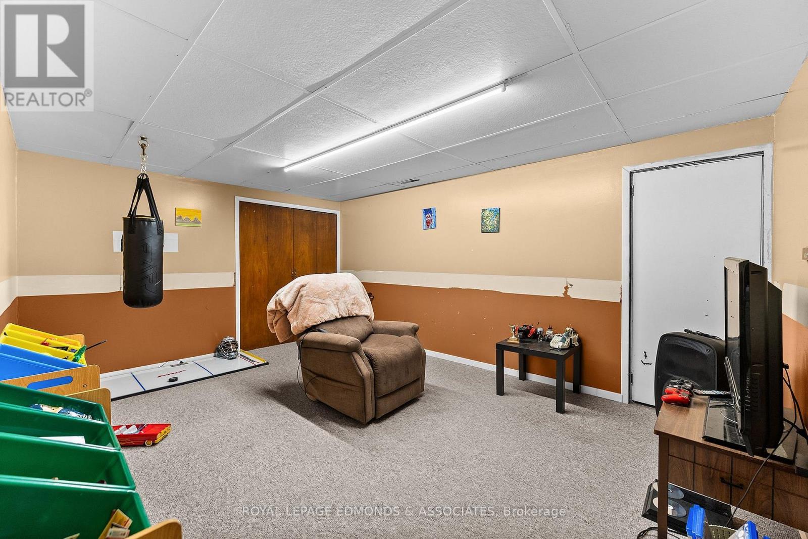 10 Sunset Crescent Property Photo 29