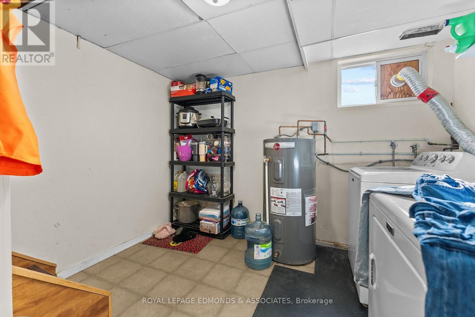 10 Sunset Crescent Property Photo 33