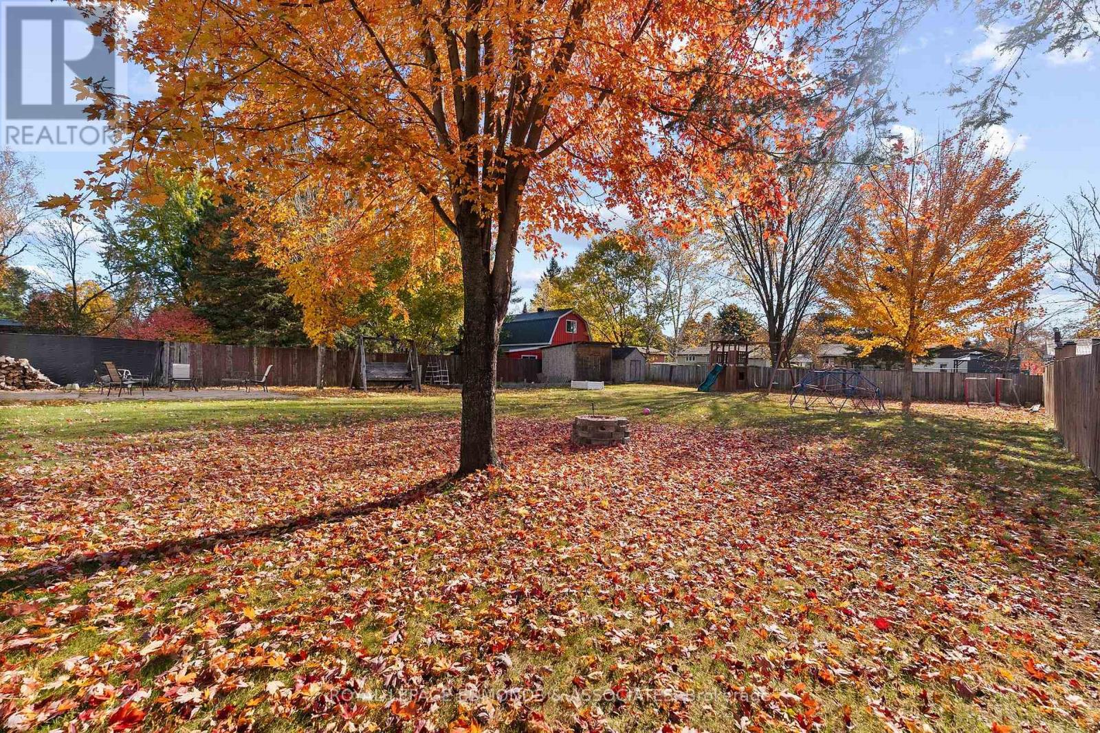 10 Sunset Crescent Property Photo 43