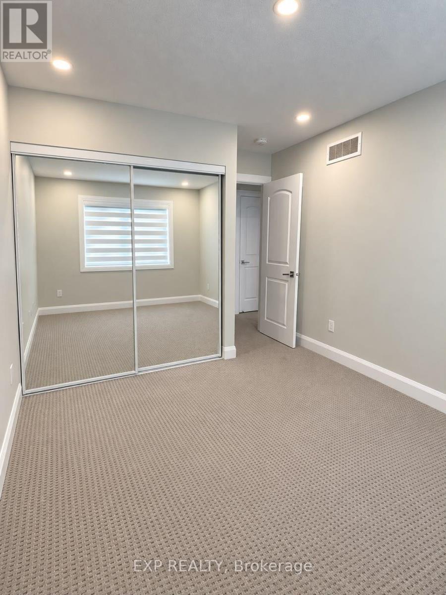 241 Pingwi Place Property Photo 11