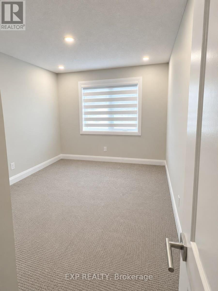 241 Pingwi Place Property Photo 18