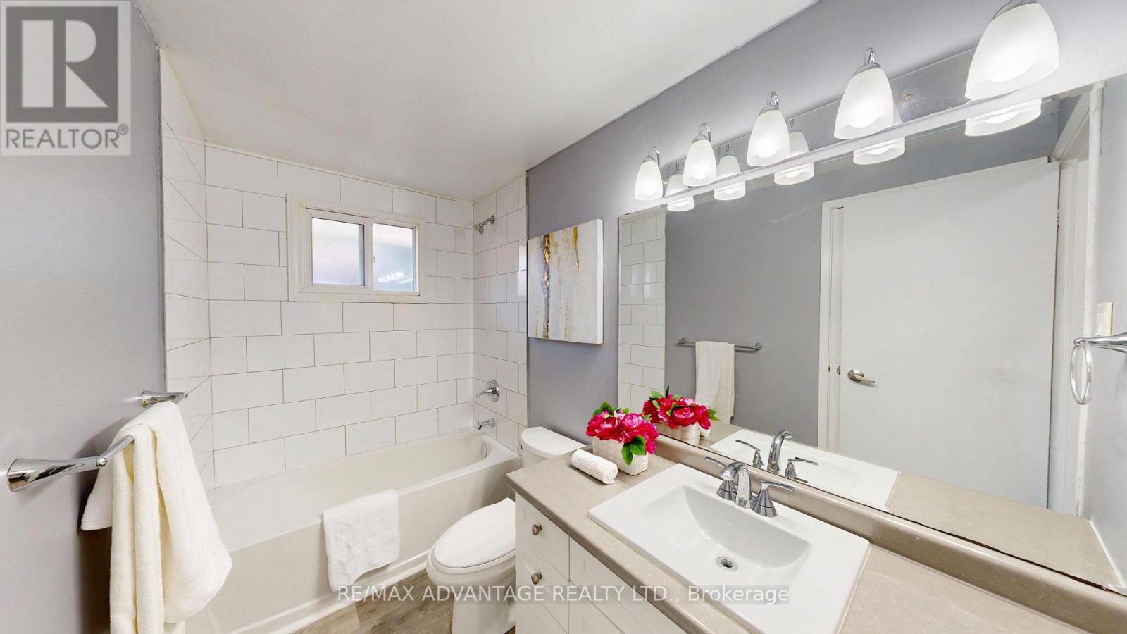 9 Camelot Crescent Property Photo 18