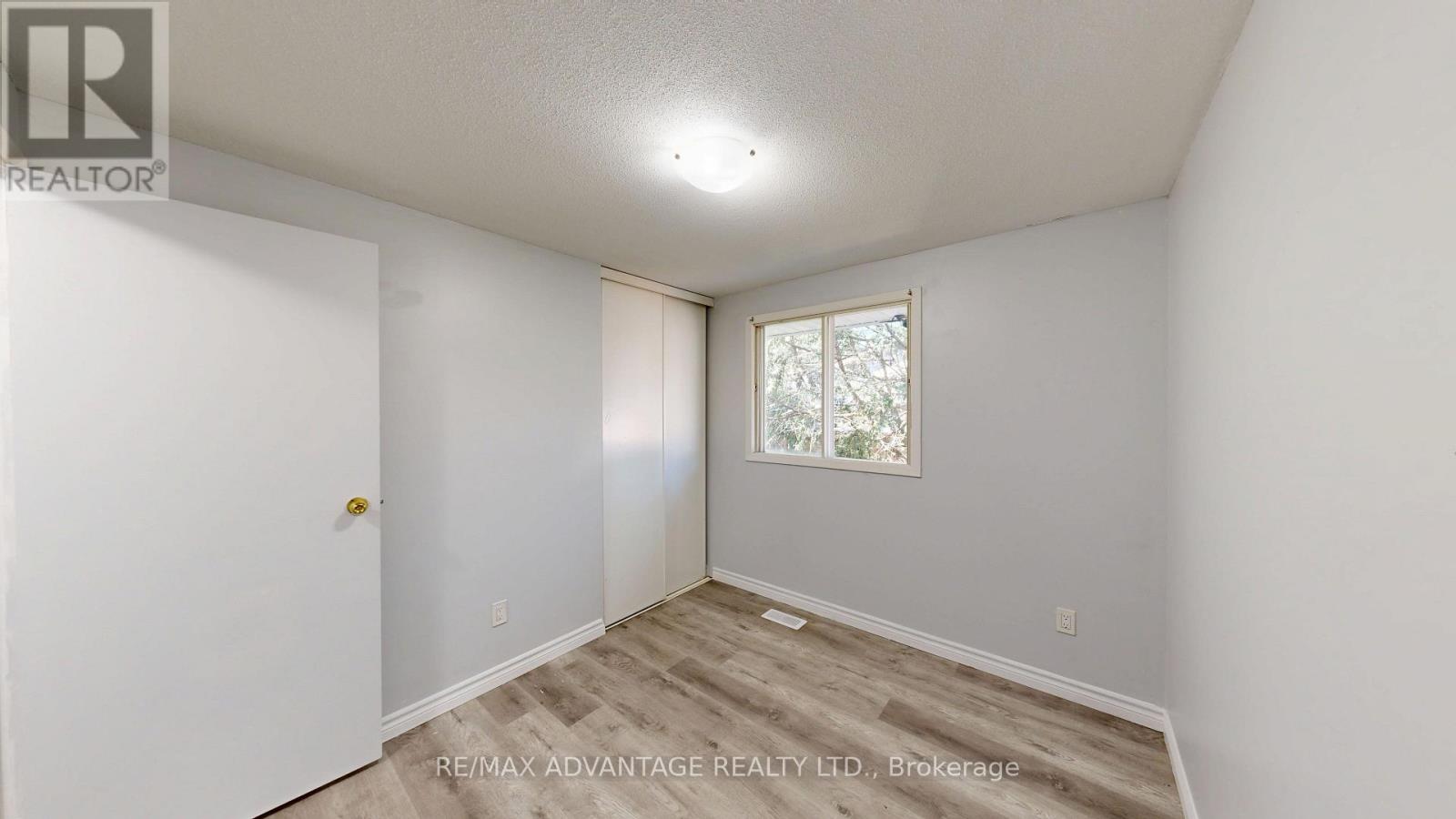 9 Camelot Crescent Property Photo 23