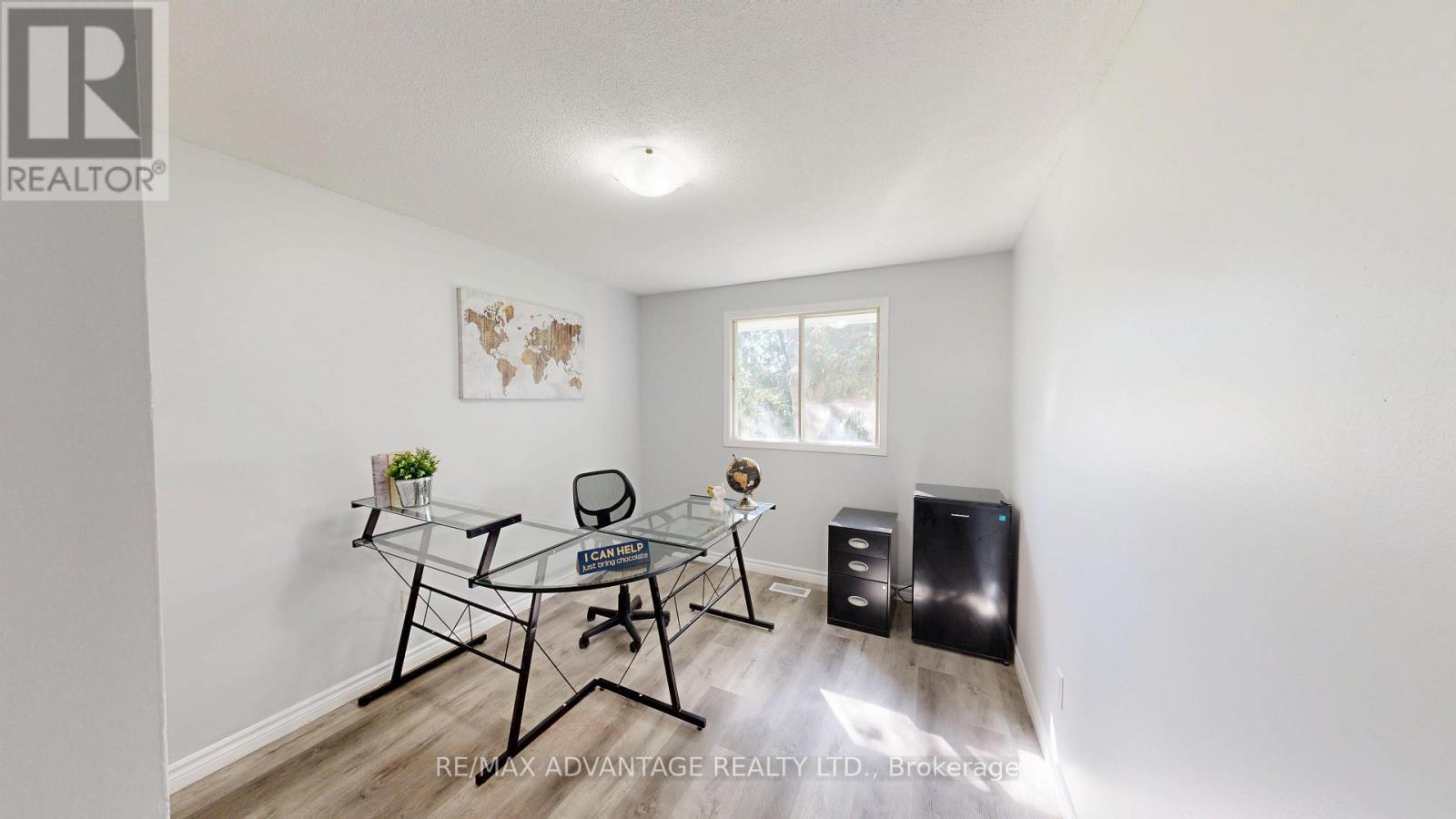 9 Camelot Crescent Property Photo 24