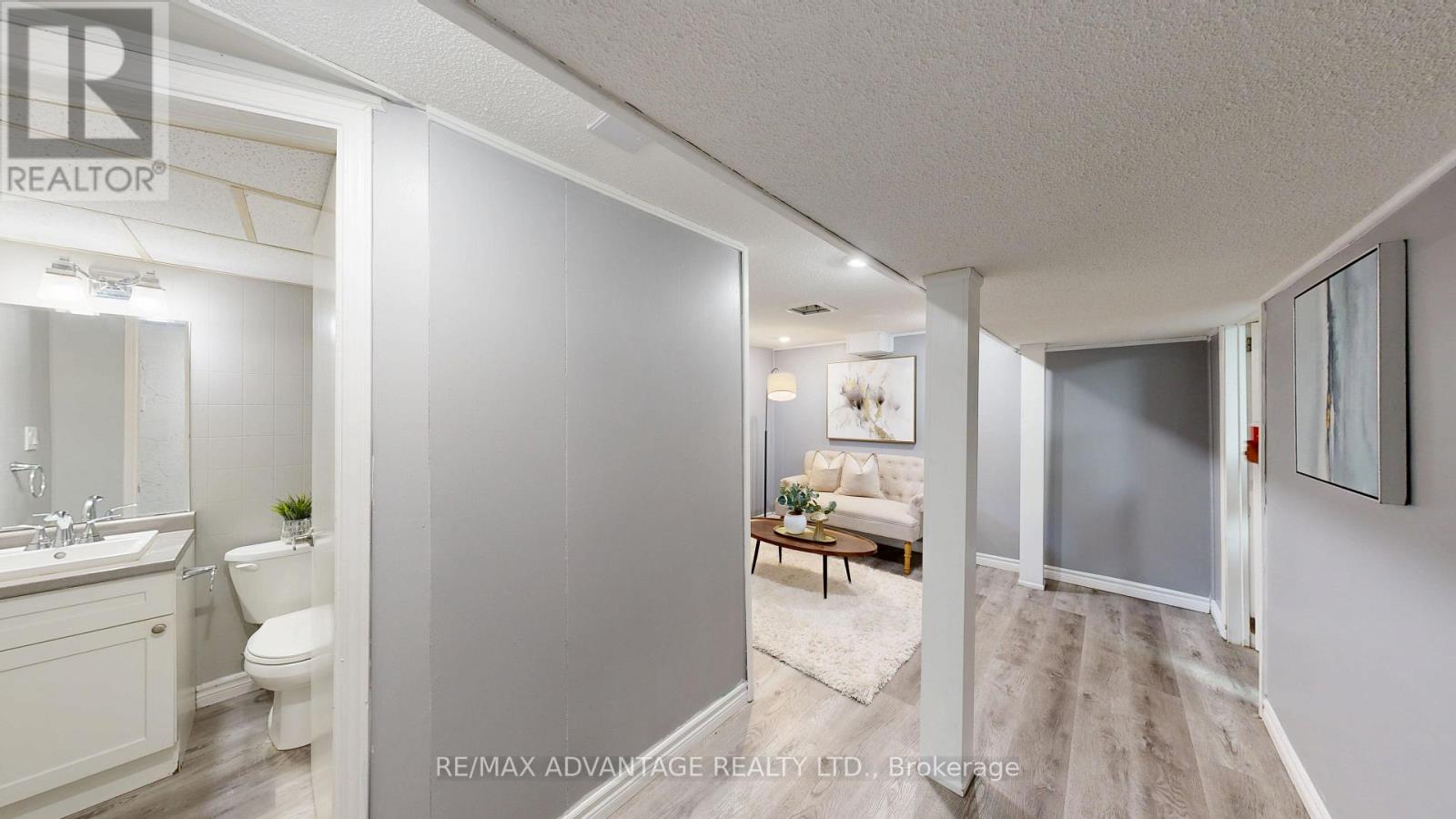 9 Camelot Crescent Property Photo 30
