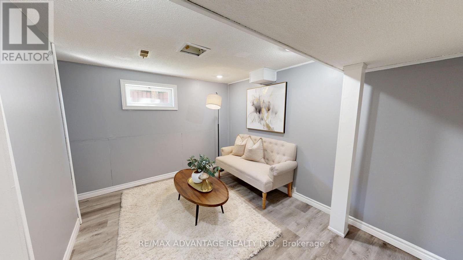 9 Camelot Crescent Property Photo 31
