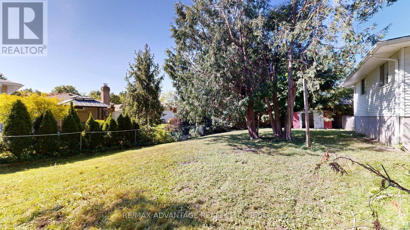 9 Camelot Crescent Property Photo 43