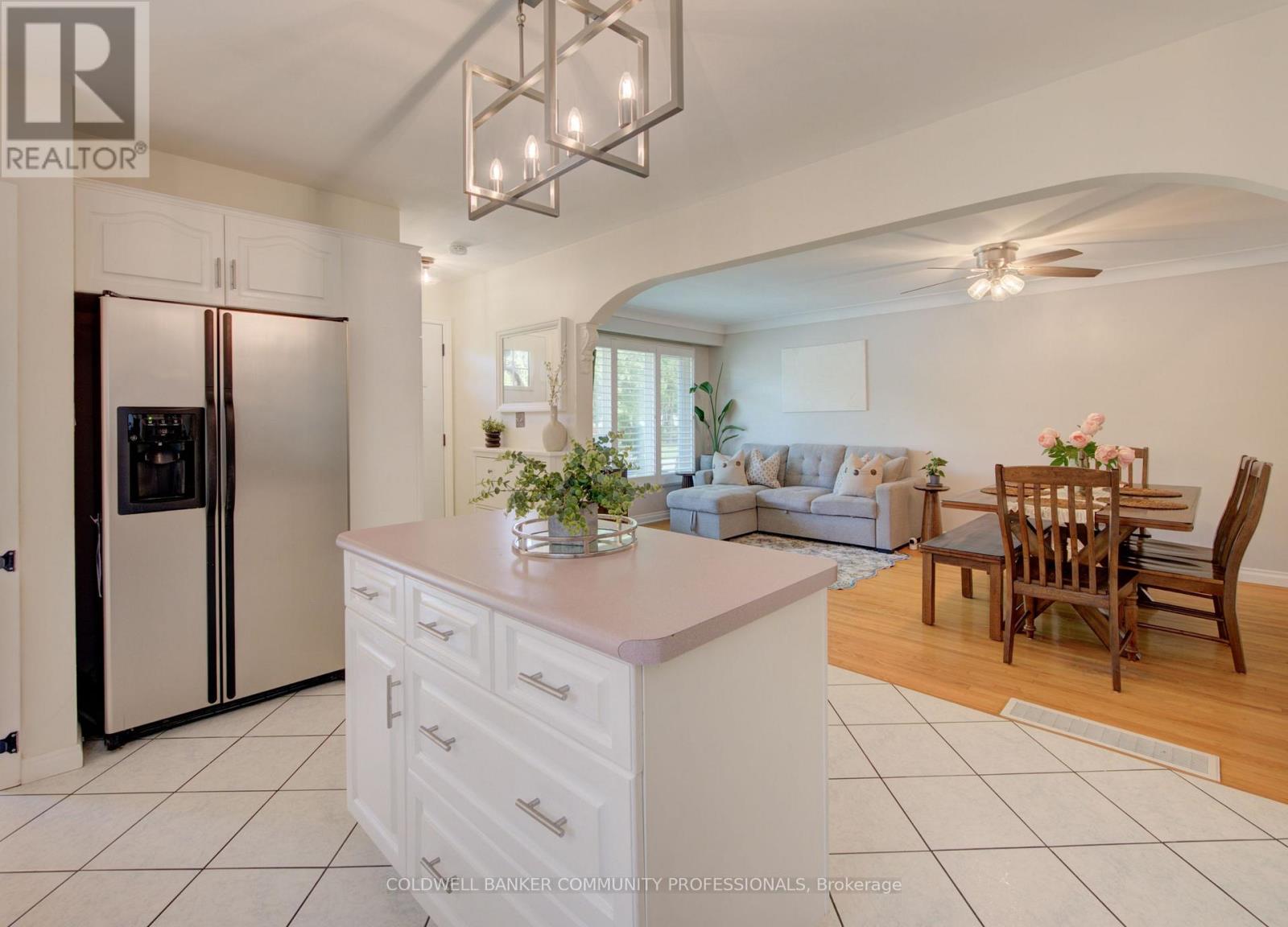 2 Allanton Boulevard Property Photo 6