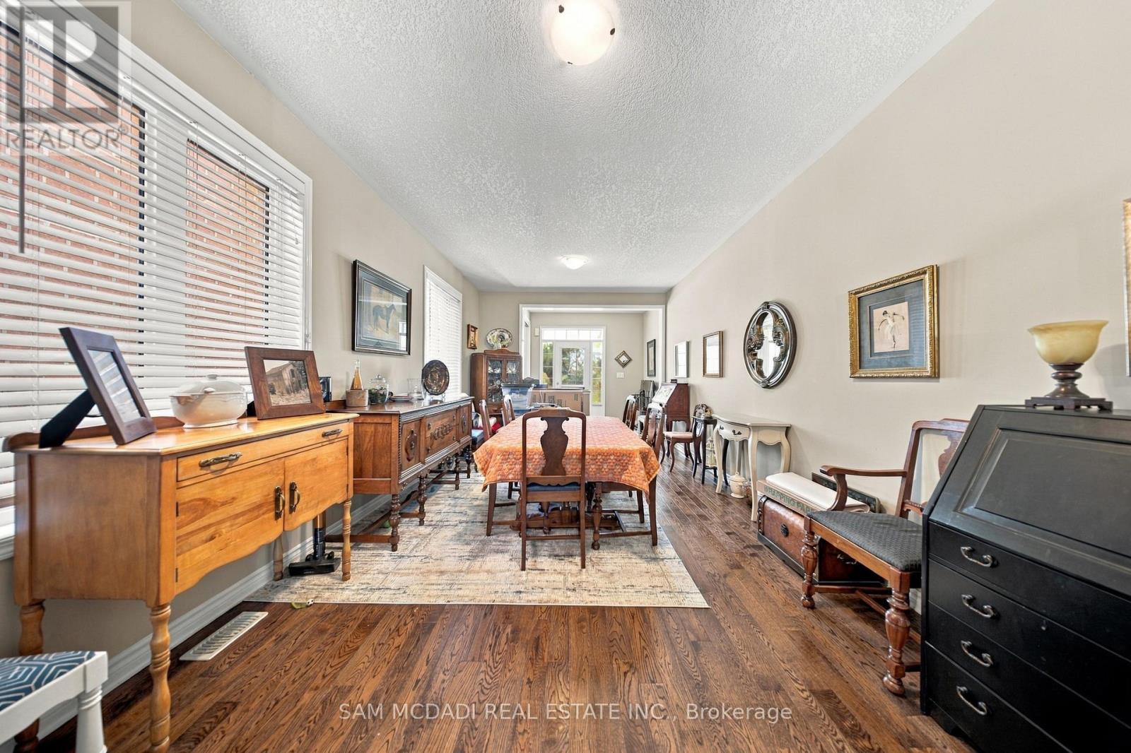 8 Celano Drive Property Photo 5